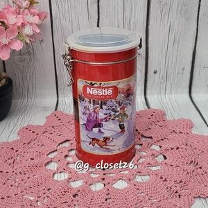 Collectible HolidayNestle Hunge Lid Tin